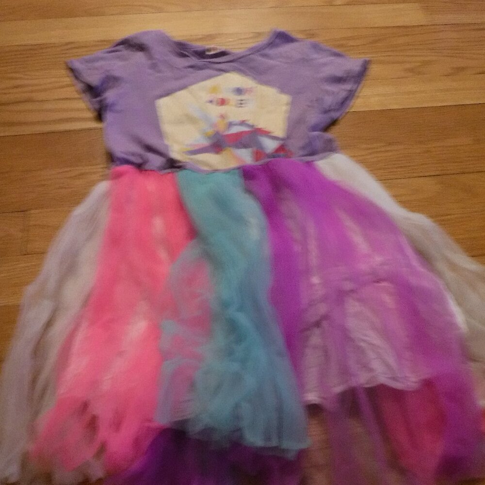 A for Adley Girls Size 130 Dress Ruflles Short Sleeve